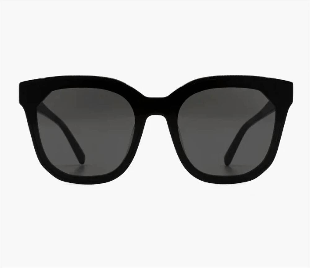 NEW FALCON PARK gia oversized square sunglasses in black